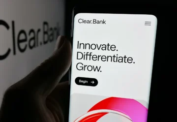 Британский клиринговый банк ClearBank подключился к платежной сети Circle