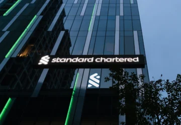 Standard Chartered поддерживает запуск стейблкоин-платежей в Сингапуре