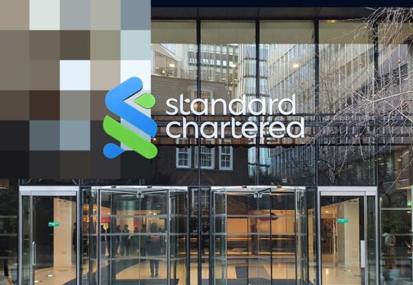 Standard Chartered and Coinbase Expand Institutional Crypto Services