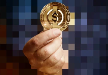 USDC Becomes First Significant E-Money Token Under MiCA